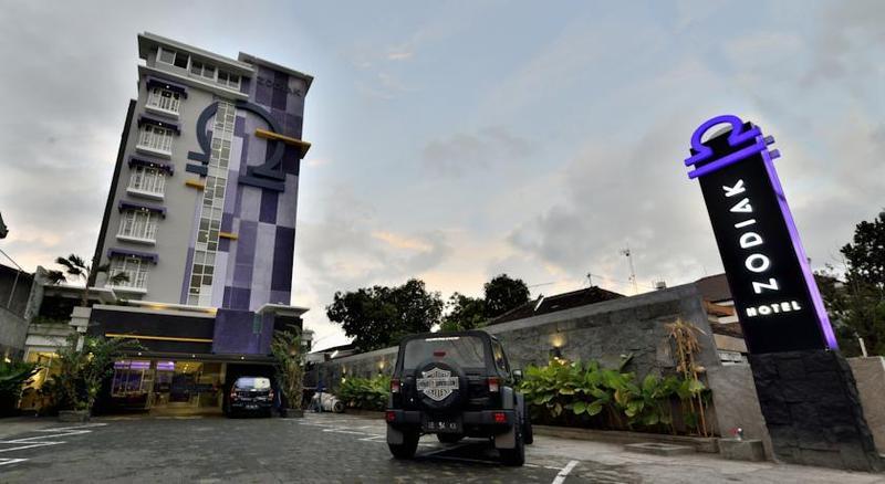 Top Malioboro Hotel Jogja Yogyakarta Exterior foto